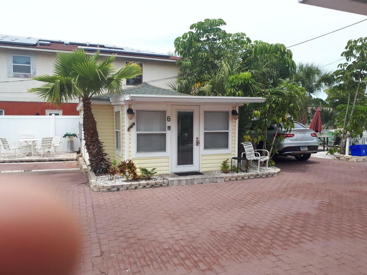 The Cottages At Madeira Beach 圣徒皮特海滩 外观 照片